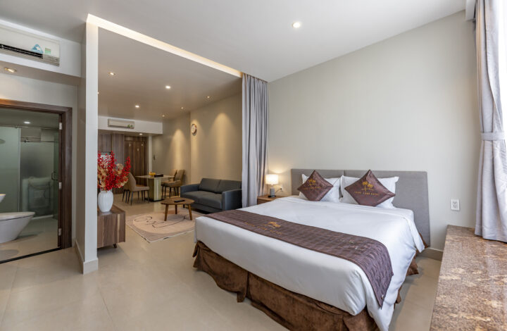 Studio King Room – 140B Bạch Đằng